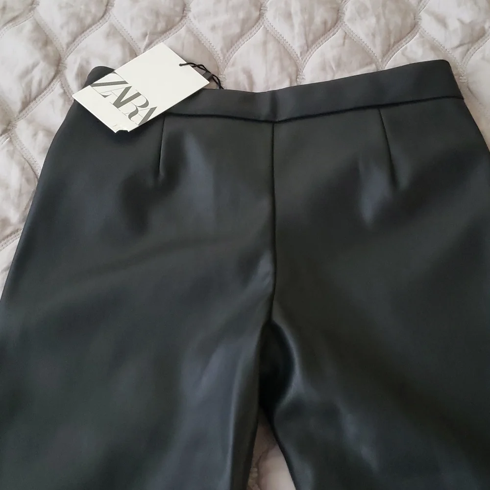 ZARA FAUX LEATHER PANTS BLACK